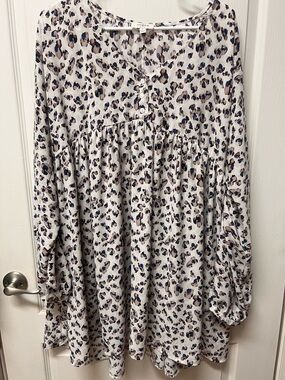 Umgee White Leopard Print Tunic with Brown & Navy Spots